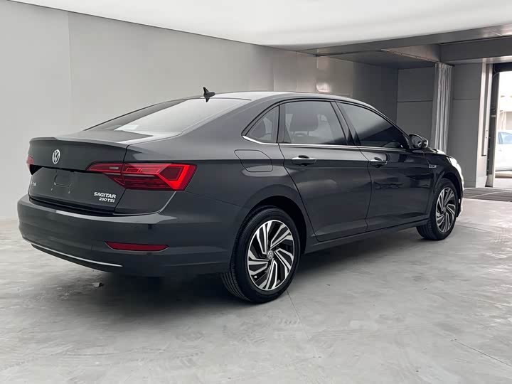 Фото 7 - Volkswagen Sagitar L