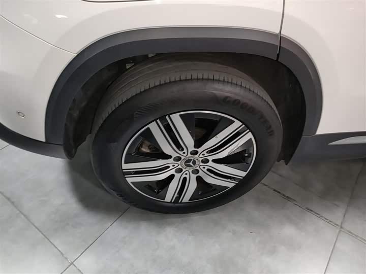 Фото 26 - Mercedes-Benz EQA