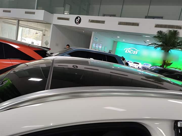 Фото 27 - Mercedes-Benz EQA