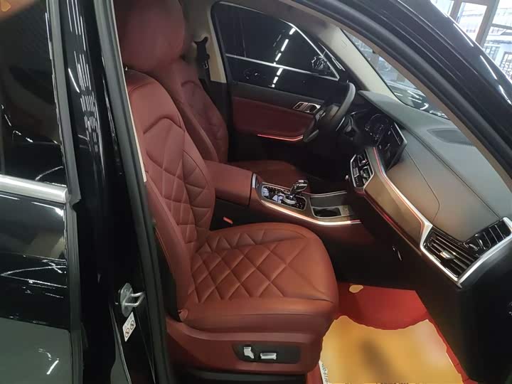 Фото 25 - BMW X5