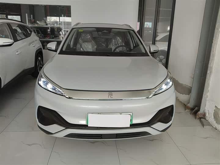 Фото 3 - BYD Yuan Plus