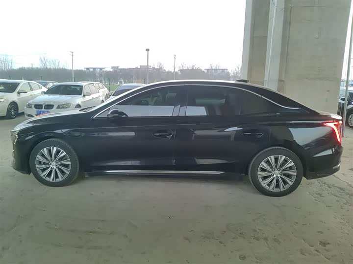 Фото 5 - Hongqi E-QM5