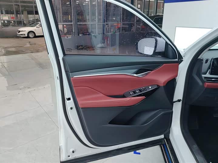 Фото 7 - Changan CS75 Plus