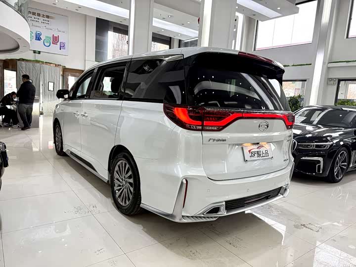 Фото 12 - GAC Trumpchi M8