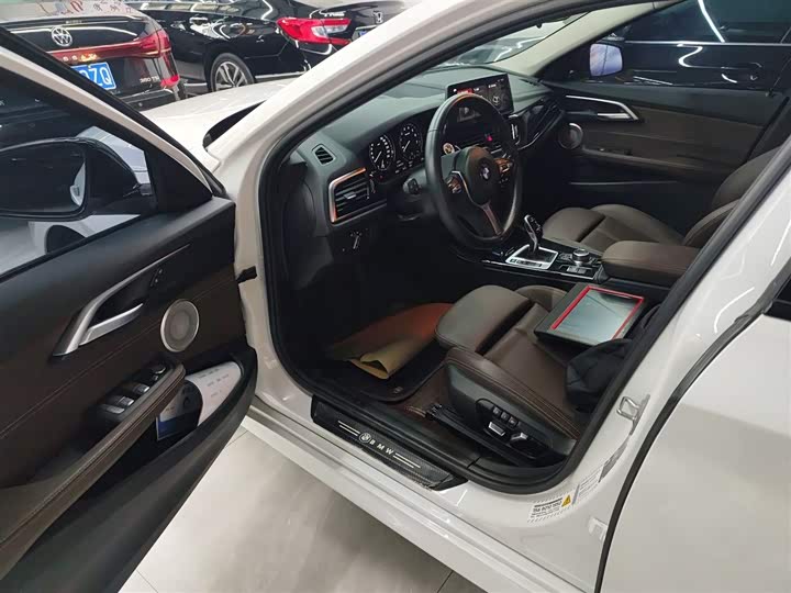 Фото 16 - BMW 1 Series