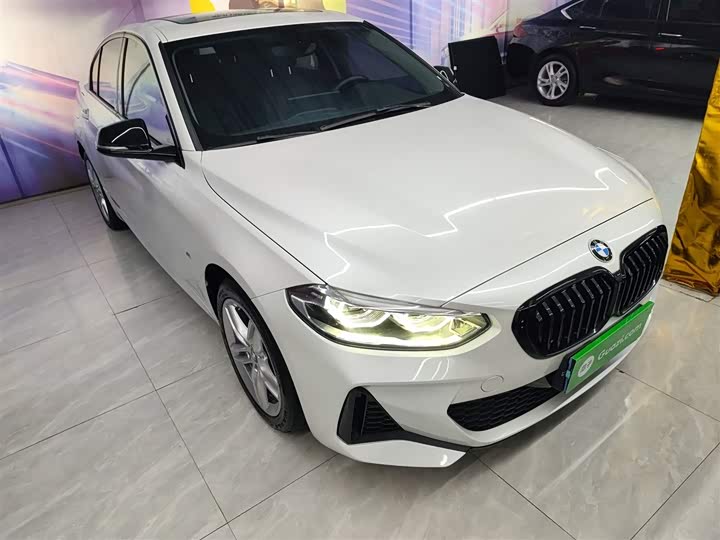 Фото 4 - BMW 1 Series