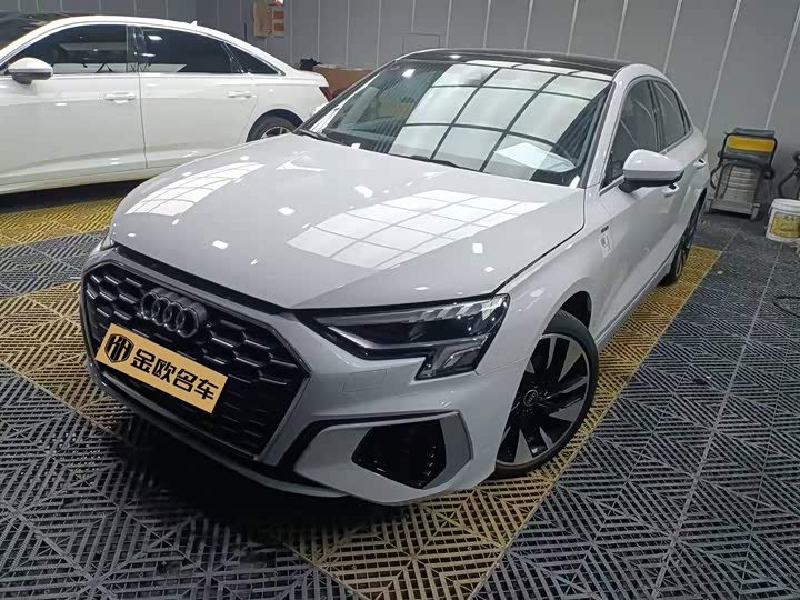 Фото 1 - Audi A3