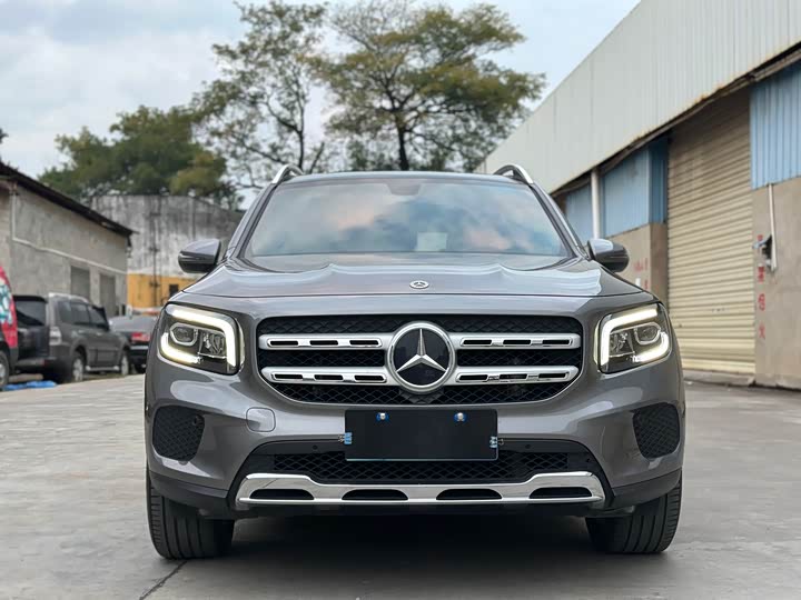 Фото 2 - Mercedes-Benz GLB-Class