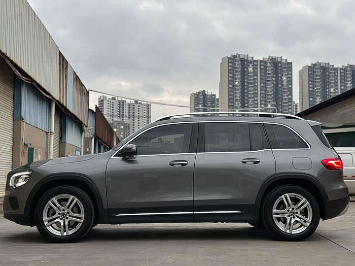 Фото 4 - Mercedes-Benz GLB-Class