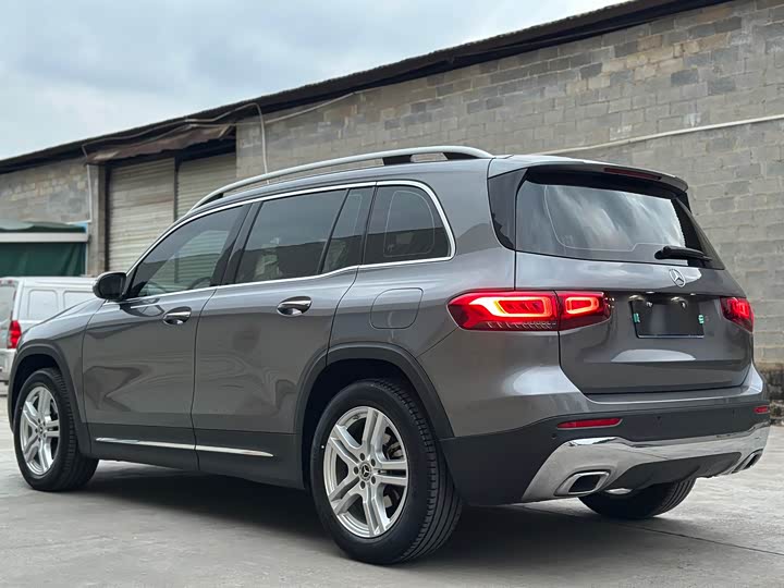 Фото 6 - Mercedes-Benz GLB-Class