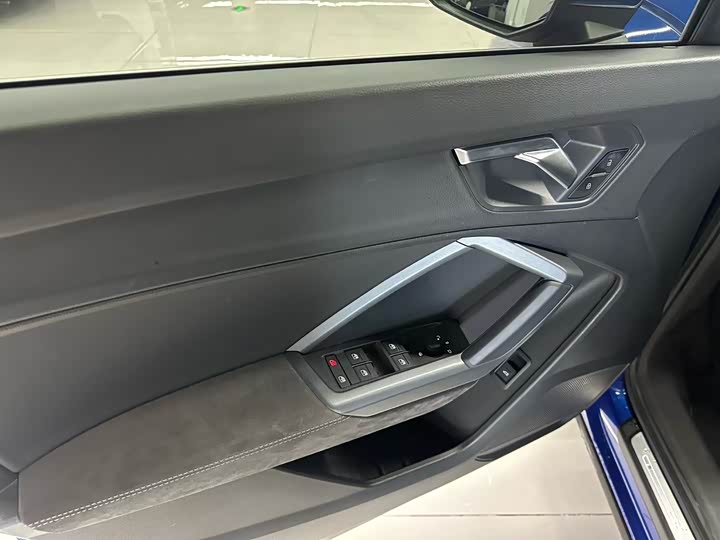 Фото 8 - Audi Q3 Sportback