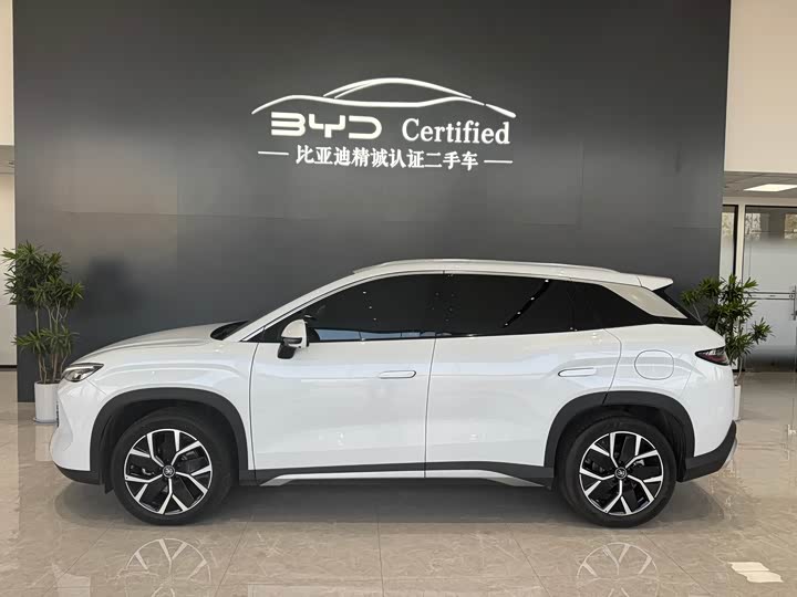 Фото 2 - BYD Song L DM-i Hybrid