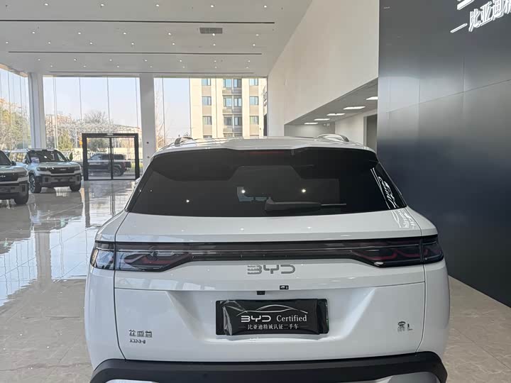 Фото 8 - BYD Song L DM-i Hybrid