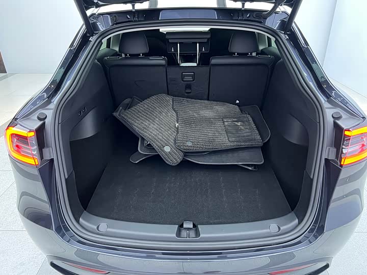 Фото 28 - Tesla Model Y