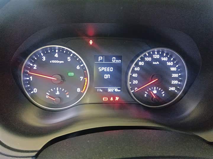 Фото 12 - Hyundai Celesta