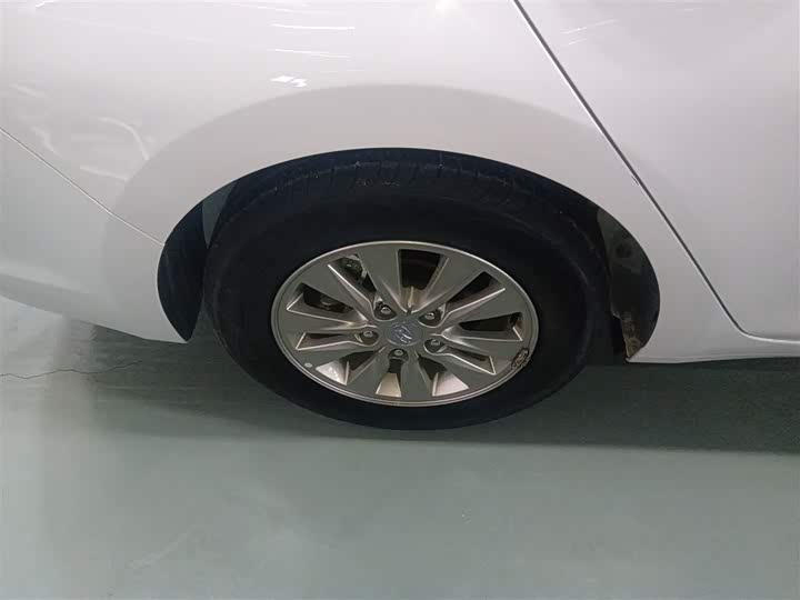 Фото 25 - Hyundai Celesta