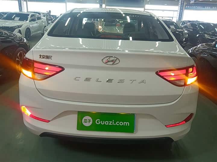 Фото 6 - Hyundai Celesta
