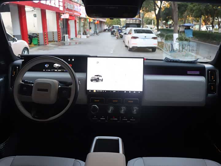 Фото 14 - Chery iCar V23