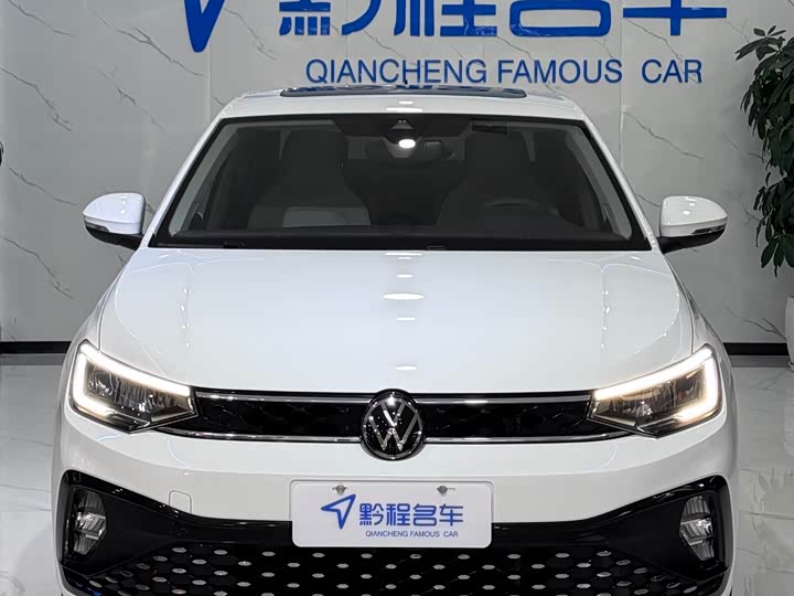 Фото 2 - Volkswagen Lavida