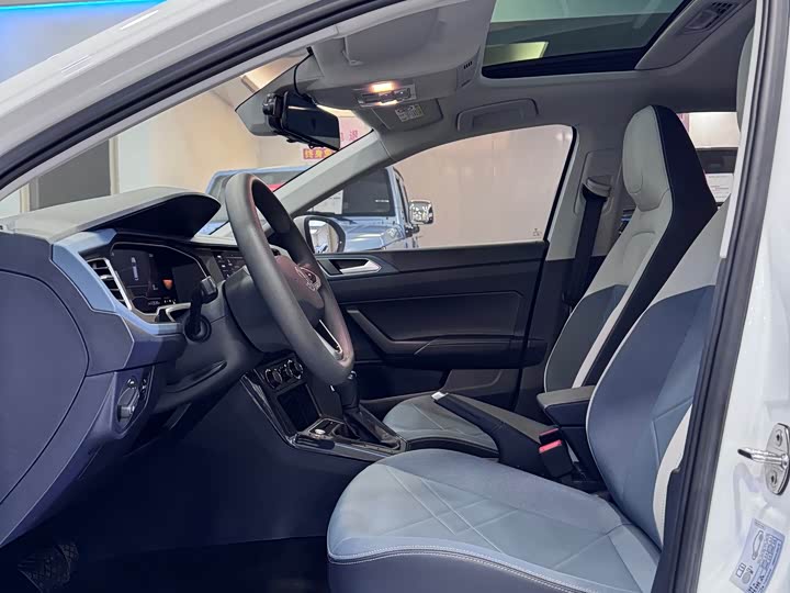 Фото 4 - Volkswagen Lavida