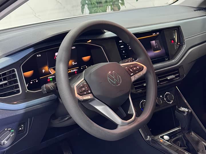 Фото 5 - Volkswagen Lavida