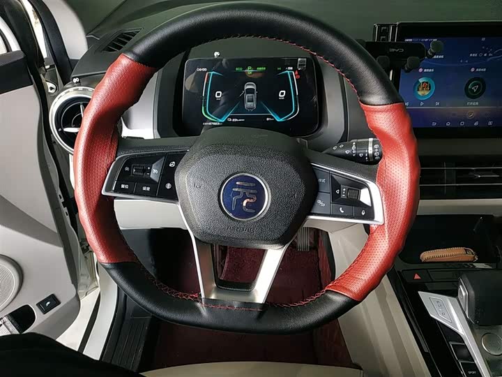 Фото 11 - BYD Yuan Pro