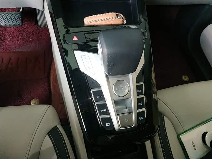 Фото 14 - BYD Yuan Pro