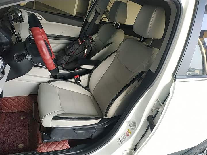 Фото 15 - BYD Yuan Pro