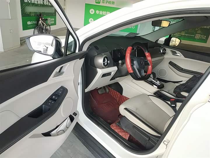 Фото 16 - BYD Yuan Pro