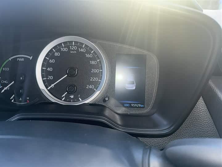 Фото 11 - Toyota Levin