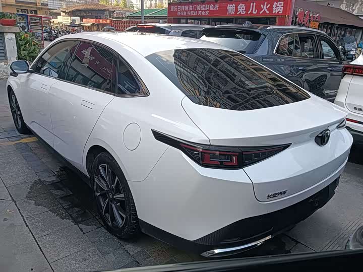 Фото 14 - Changan Eado Plus