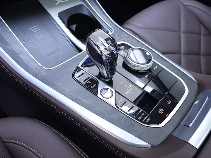 Фото 12 - BMW X5