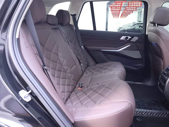 Фото 22 - BMW X5