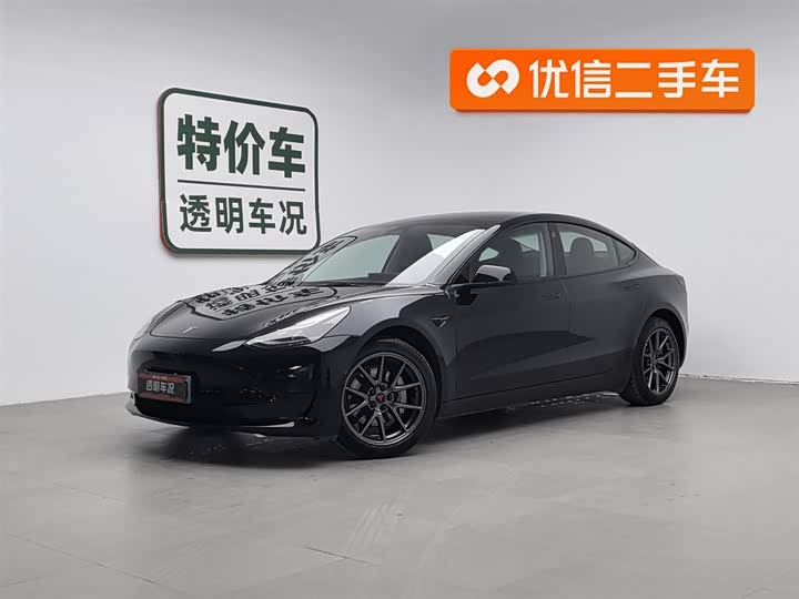 Фото 1 - Tesla Model 3