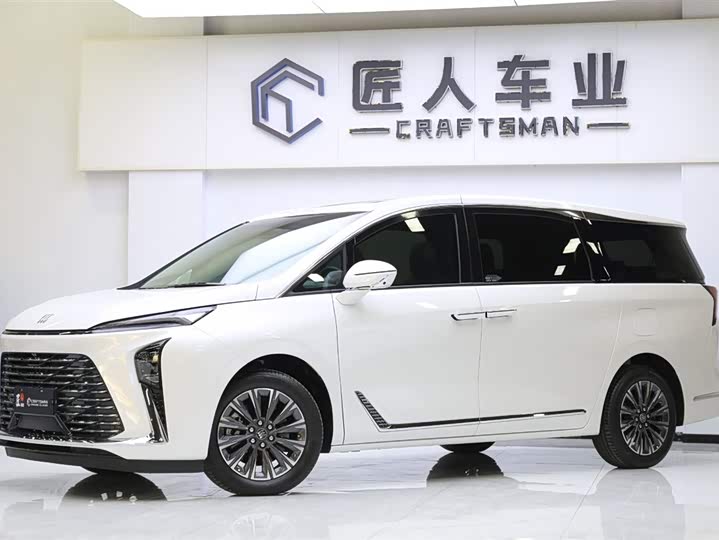 Фото 3 - Buick GL8 ES