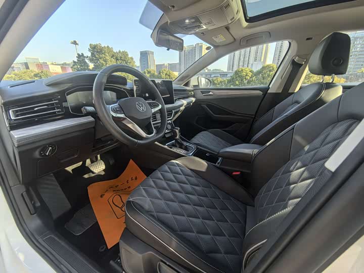 Фото 4 - Volkswagen Sagitar L