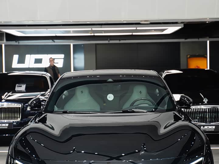 Фото 6 - Ferrari Purosangue