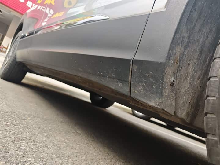 Фото 21 - Volkswagen Tiguan L Pro