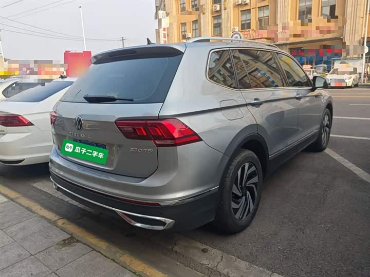 Фото 7 - Volkswagen Tiguan L Pro