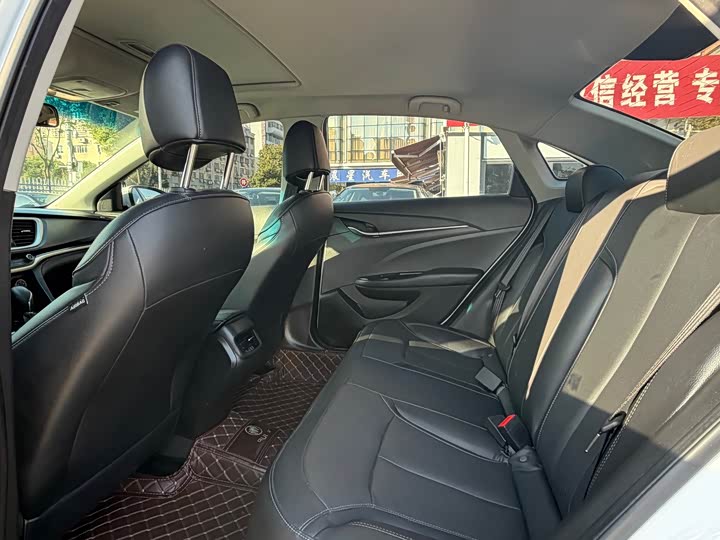 Фото 8 - Buick Excelle GT