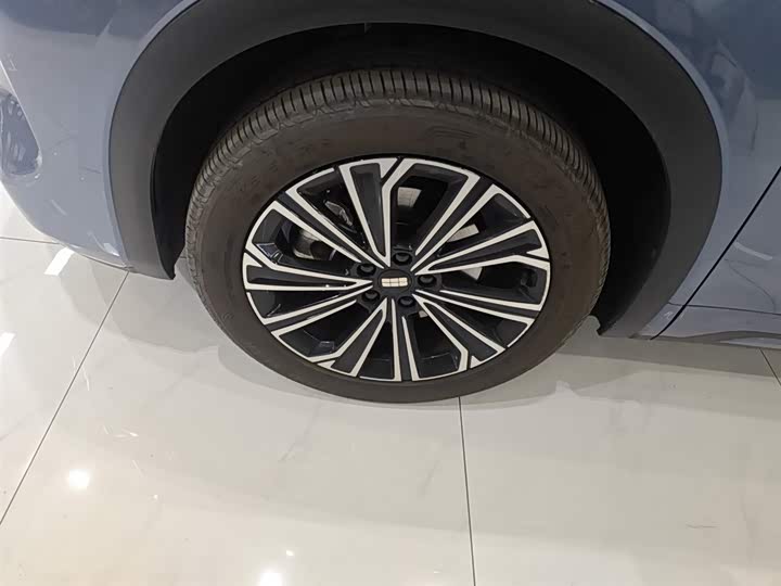 Фото 23 - Geely Galaxy Starship 7