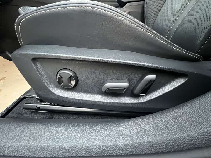 Фото 19 - Skoda Octavia Pro