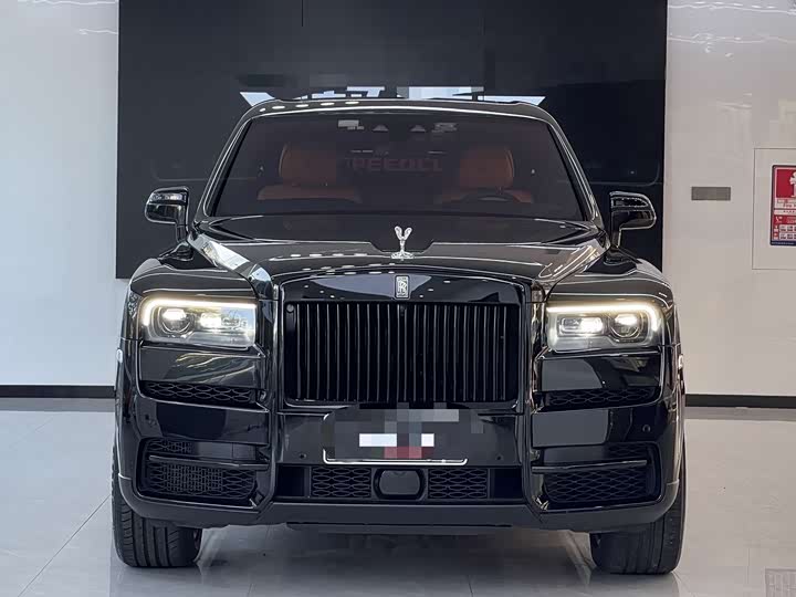 Фото 2 - Rolls-Royce Cullinan