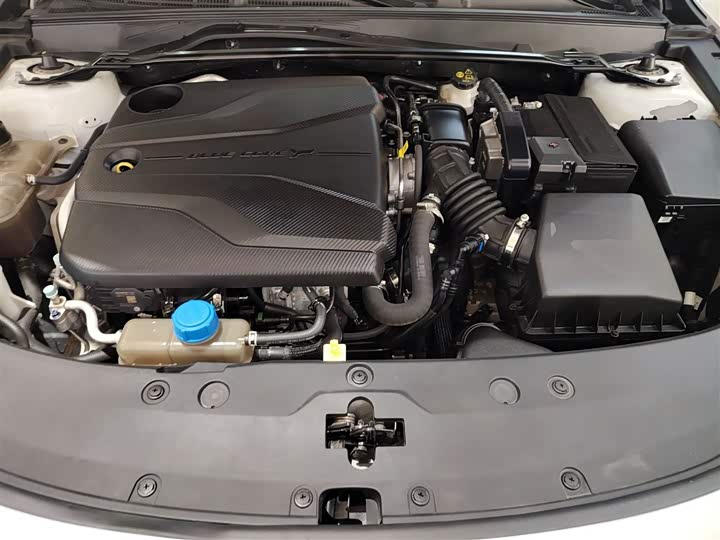 Фото 20 - Changan UNI-V