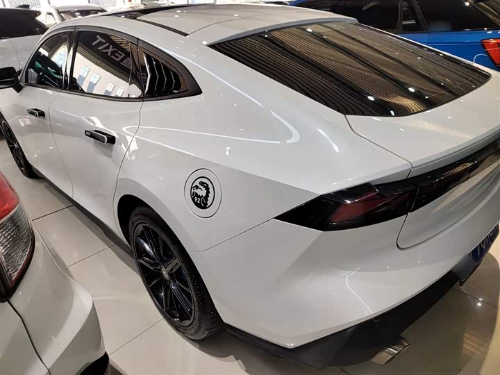 Фото 5 - Changan UNI-V