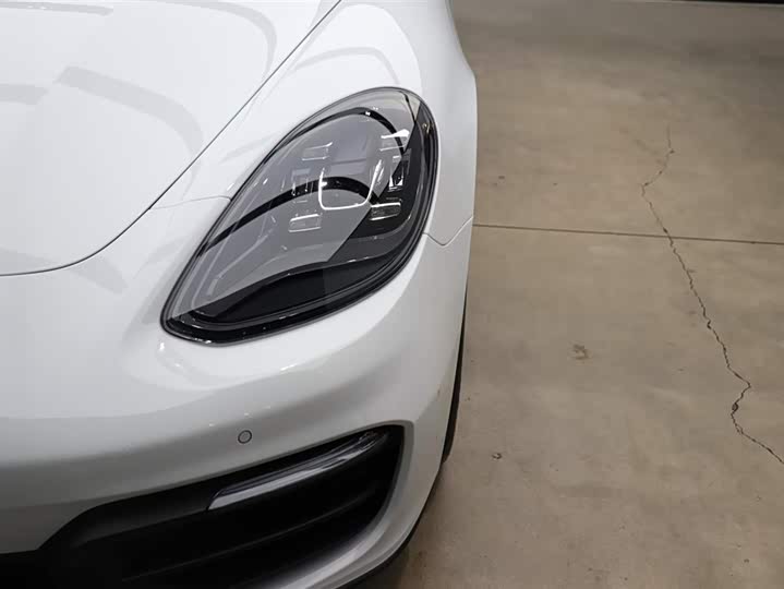 Фото 23 - Porsche Panamera