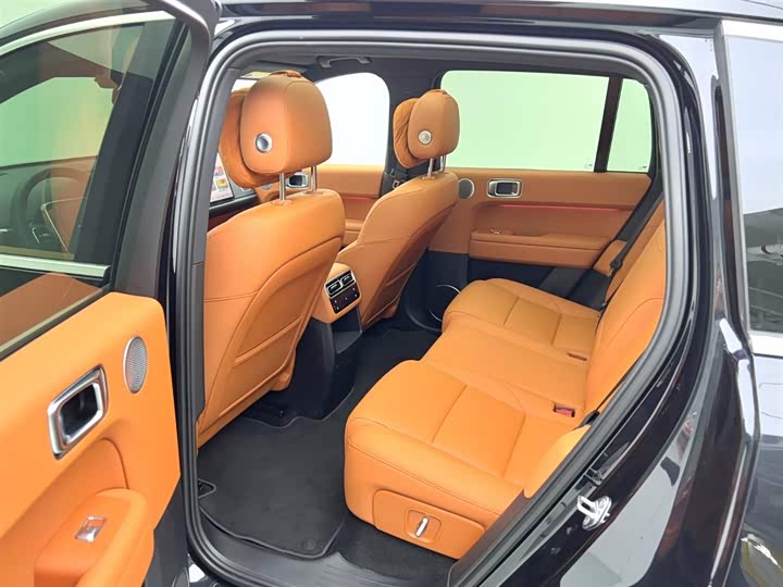 Фото 13 - LiXiang L6