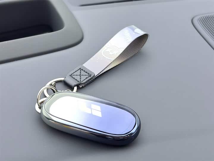 Фото 19 - LiXiang L6