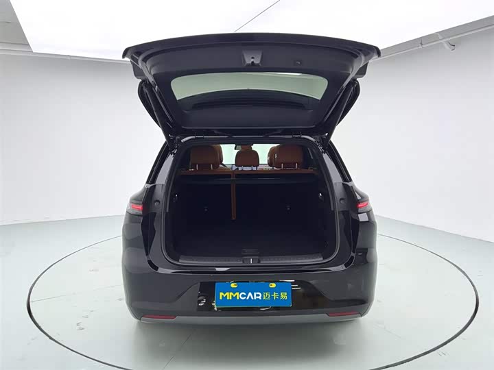 Фото 8 - LiXiang L6