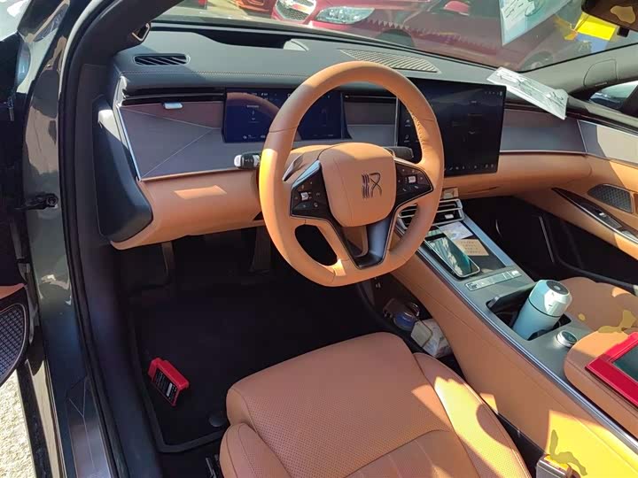 Фото 10 - BYD Han L